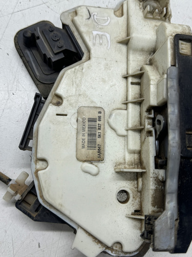 Fechadura Porta Dianteira Esquerda Volks Jetta 2012-2015 - Imagem 3