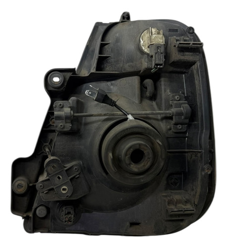 Farol Direito Kia Bongo 2010 Com Detalhe  Direito/passageiro - Imagem 3