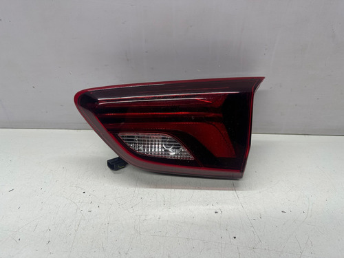 Lanterna Traseira Direita Tampa Onix Plus Sedan Sem Led Direito/passageiro Vermelho