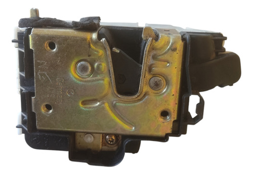 Fechadura Traseira Direita Volkswagen Polo Golf 94/99 - Imagem 2