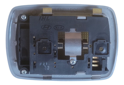 Luz Cortesia Porta-malas Hyundai Tucson 2008 - Imagem 4