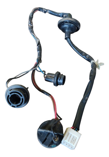 Chicote Lanterna Traseira Esquerda Nissan Livina 2009 - Imagem 4