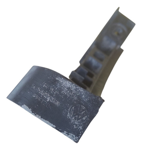 Guia Para-choque Traseiro Esquerdo Volkswagen Voyage 2009