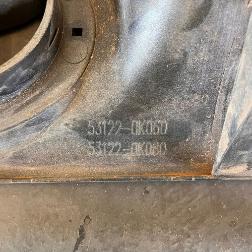 Friso Da Grade Dianteira Hilux 2009/2011 531220k060 Original Preto - Imagem 4