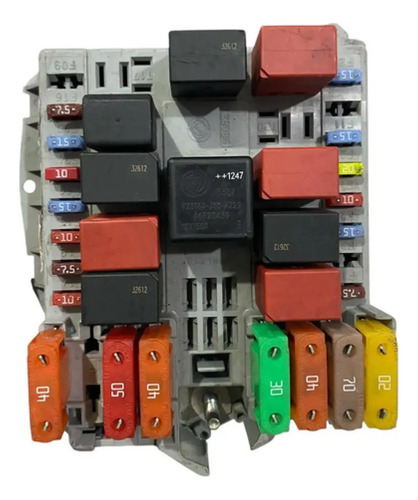 Caixa Fusível Rele 51884176 Fiat Idea 1.4 2007 2012 Original - Imagem 2