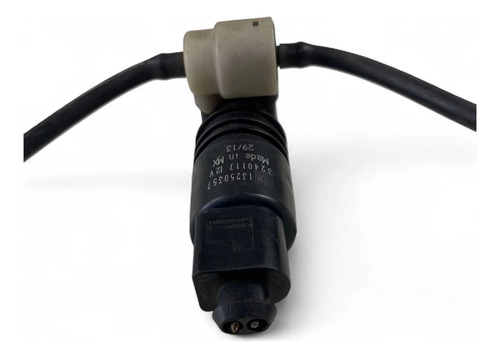 Bomba Esguicho Limpado Gm Tracker Ltz  2015 2021 13250357 - Imagem 2