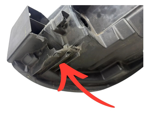 Farol Direito Nissan March Com Detalhe  - Imagem 4