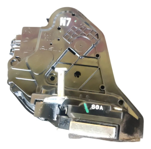 Fechadura Porta Traseira Esquerda Toyota Yaris 1.3 2019 - Imagem 4