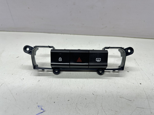 Botao Trava Pisca Alerta Desembacador Renault Kwid