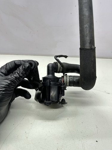 Bomba Agua Auxiliar Bmw 550i 4.4 V8 N63 040910t058
