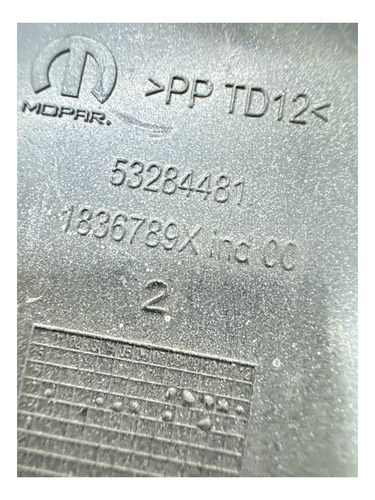 Tampa Reboque Pára-choque Dianteiro Jeep Compass 17/21 - Imagem 3