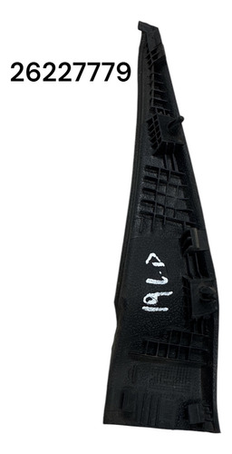 Acabamento Churrasqueira Direita Chevrolet Tracker 2021 - Imagem 2