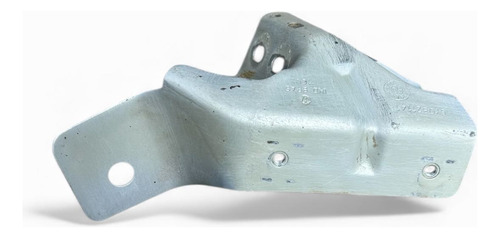 Suporte Pára-lama Dianteiro Polo L/e 6y0821141 02/05 Prata