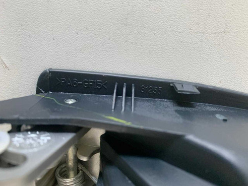 Maçaneta Interna T Direita Fiat Idea 2016 N 100167993 Preto Traseira - Imagem 2