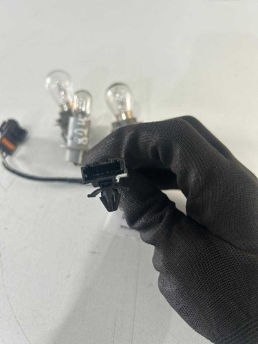 Soquete Lanterna Da Mala Lado Direito Hyundai Hb20 2016 - Imagem 2