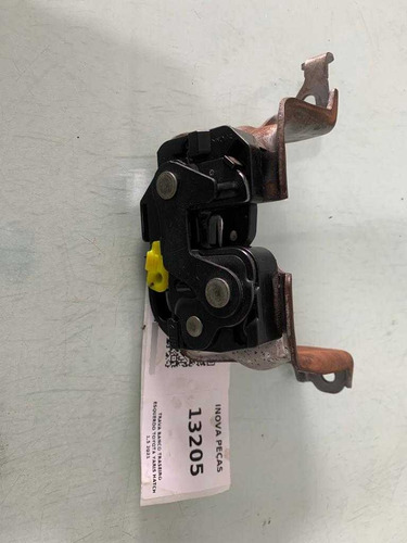 Trava Banco Traseiro Esquerdo Toyota Yaris Hatch 1.5 2021