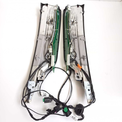 Par Lanterna Tampa Traseira Jeep Commander 21/25  Ambos Lados Vermelho - Imagem 5