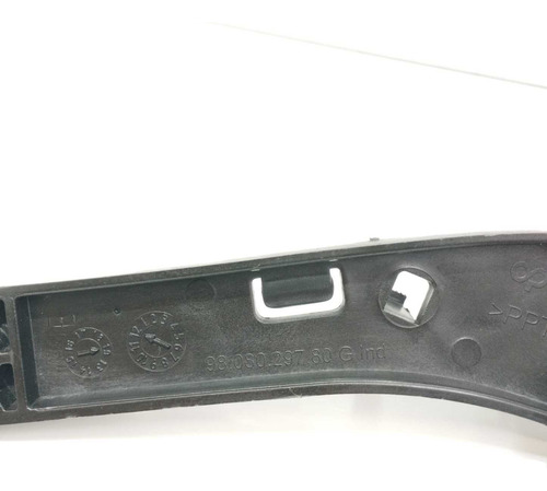Guia Parachoque Dianteiro Le Peugeot 2008 Cod 9808029780 - Imagem 2