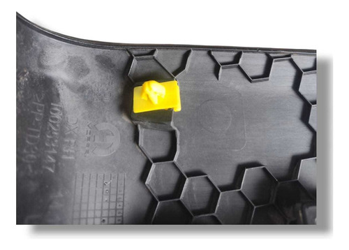 Moldura Paralama Tras Direito Fiat Strada 2020 100253147 Preto - Imagem 2