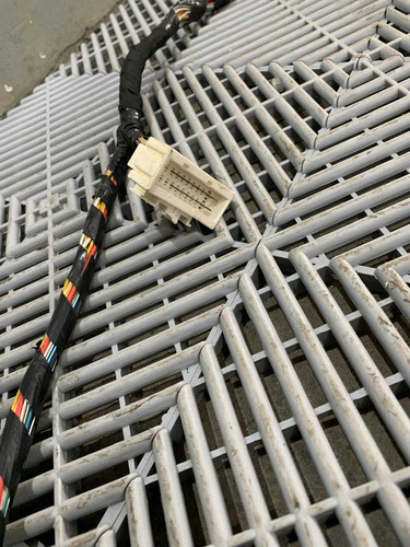 Chicote Interno Carroceria Oroch 2017 R 241632044r - Imagem 7