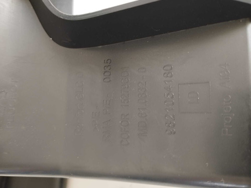 Suporte Moldura Bagagito Direito Peugeot 2008 9821054180 Preto - Imagem 2