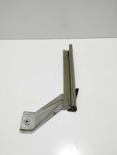 Guia Trilha Vidro Tras Esq Renault Kwid 17/23 Cod 822179136r Branco - Imagem 4