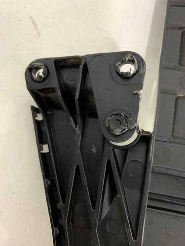 Guia Vidro Porta Tras Esq Ford Focus 2009 A 2013 4m51a266b31 Preto - Imagem 6