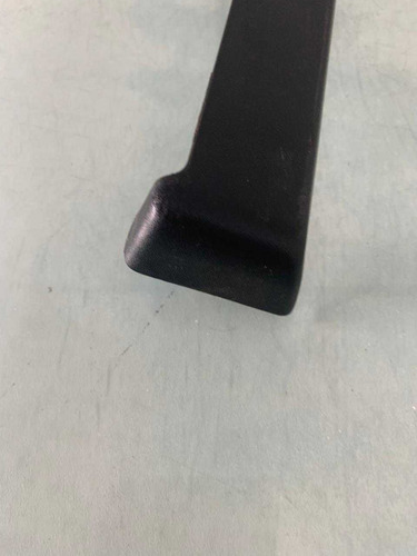 Moldura Acabamento Banco Diant Direito Saveiro Gol Voyage Preto - Imagem 3