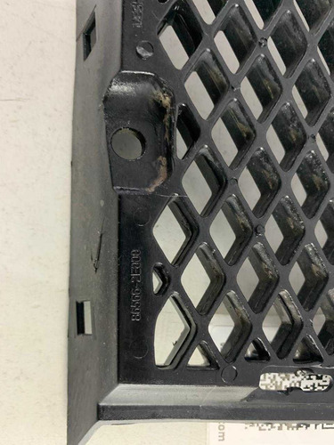 Moldura Grade Parachoque Dir Hyundai Tucson 2011 865662e000 Água Ambos Lados - Imagem 4