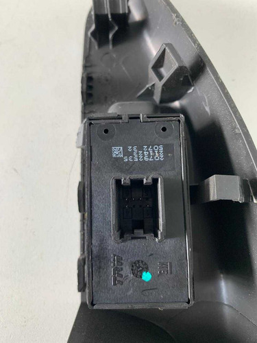 Moldura Botão Vidro Traseiro Direito Gm Spin 2016 52020797 - Imagem 3