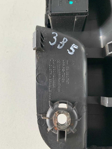 Moldura Botão Vidro Traseiro Direito Gm Spin 2016 52020797 - Imagem 6