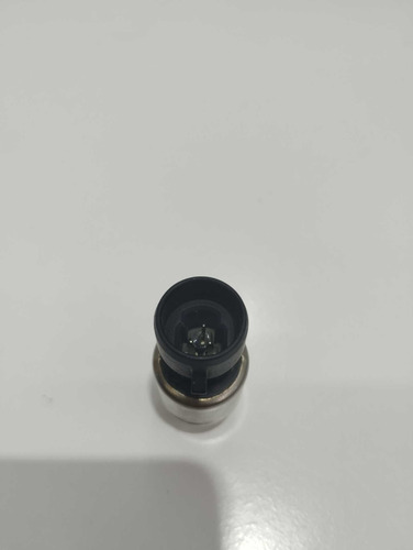 Sensor Pressão Ar/c Renalt Duster/sandero 11/16 8200279259 Prateado - Imagem 3