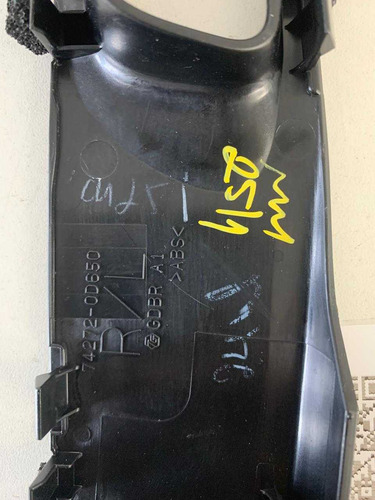 Moldura C/botão Vidro Tras Esq Toyota Yaris 2018 742720d650 - Imagem 3