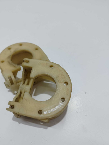 Par Braçadeira Flange Fixação Peugeot 2008 15/21 9681921680 - Imagem 2