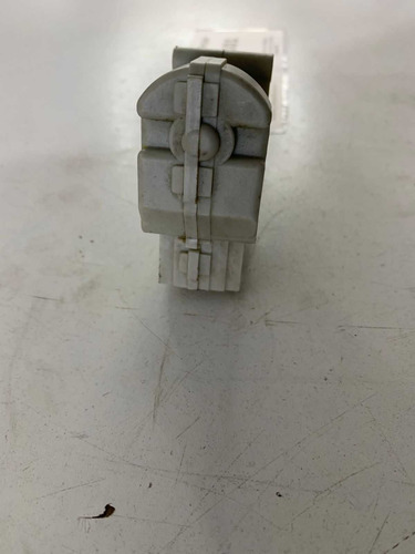 Atuador Trava Elétrica Tampa Mala Vw Gol G6 2013 5u6959775 - Imagem 3