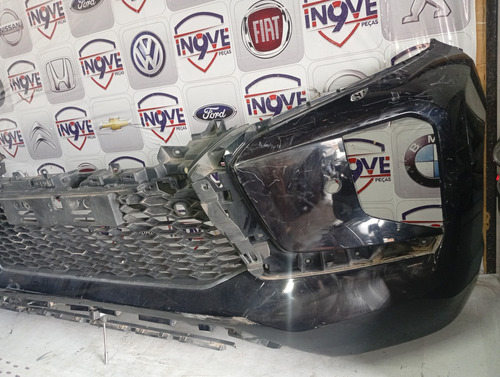 Para-choque Dianteiro Pajero Sport 2021 A 2023 Com Avaria Preto - Imagem 2