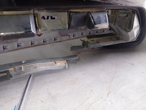 Para-choque Dianteiro Pajero Sport 2021 A 2023 Com Avaria Preto - Imagem 6