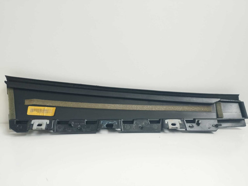 Moldura Ext Porta Tras Dir Peugeot 2008 15/21 Cod 9807376277 Prata - Imagem 4