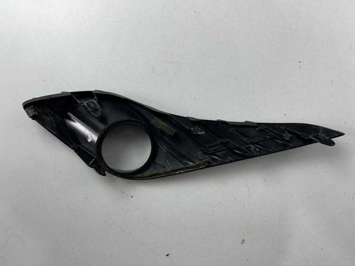 Moldura Farol De Milha Dir. Toyota Yaris 2018 Água Ambos Lados - Imagem 2