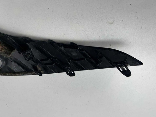 Moldura Farol De Milha Dir. Toyota Yaris 2018 Água Ambos Lados - Imagem 4