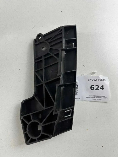 Suporte Esquerdo Do Parachoque Traseiro Nissan Tiida Hatch.