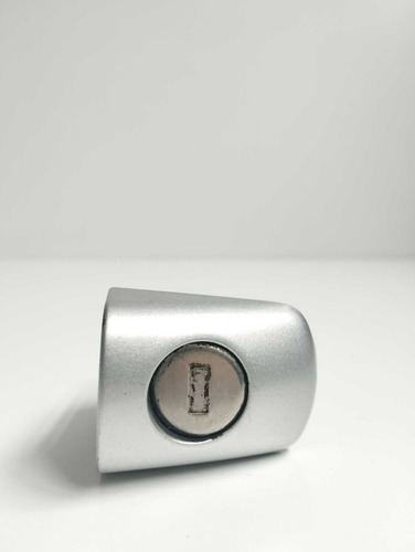 Maçaneta Exter C Miolo Peugeot 2008 C3 Ano 15/22 9670932280 Prata Dianteira/traseira - Imagem 3