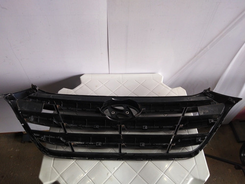 Grade Dianteira New Tucson 2016 A 2021 Com Detalhes  Brilhante - Imagem 4