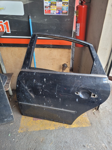 Porta Traseira Esquerda Azera 2010 Original C Detalhe  Usada Traseira Esquerdo Preto - Imagem 5