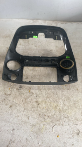 Moldura Central Original Volkswagen Amarok 2013/2014 Preto - Imagem 4