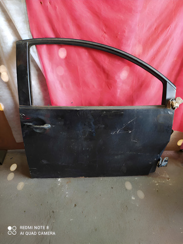 Porta Dianteira Direita New Beatle 2008 (usada) Dianteira Direita Preto