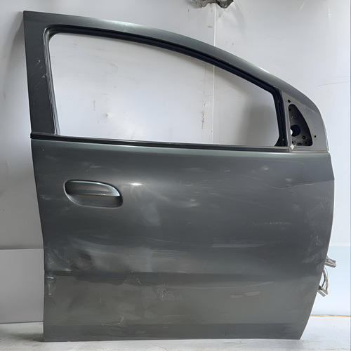 Porta Dianteira Direita Spin 2013 Usada C/ Detalhe Dianteira Direito Preto