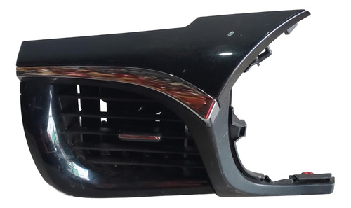 Difusor Ar Lateral Esq. Hilux Sw4 2016 A 2024 Usada - Imagem 2