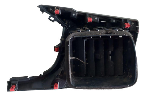 Difusor Ar Lateral Esq. Hilux Sw4 2016 A 2024 Usada - Imagem 3