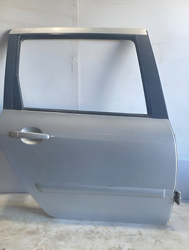 Porta Traseira Dir. Fiat Bravo 2010-2014 Original Usada Traseira Direito Prateado